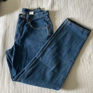 Women’s 550 Levi’s dark wash